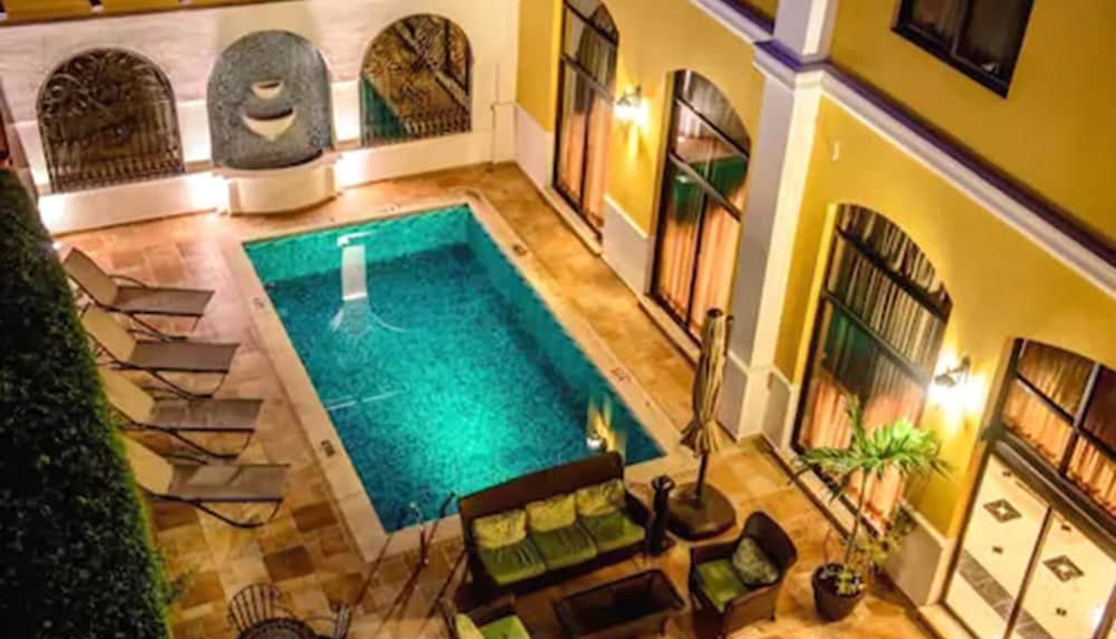 Piscina - Hotel Plaza Campeche