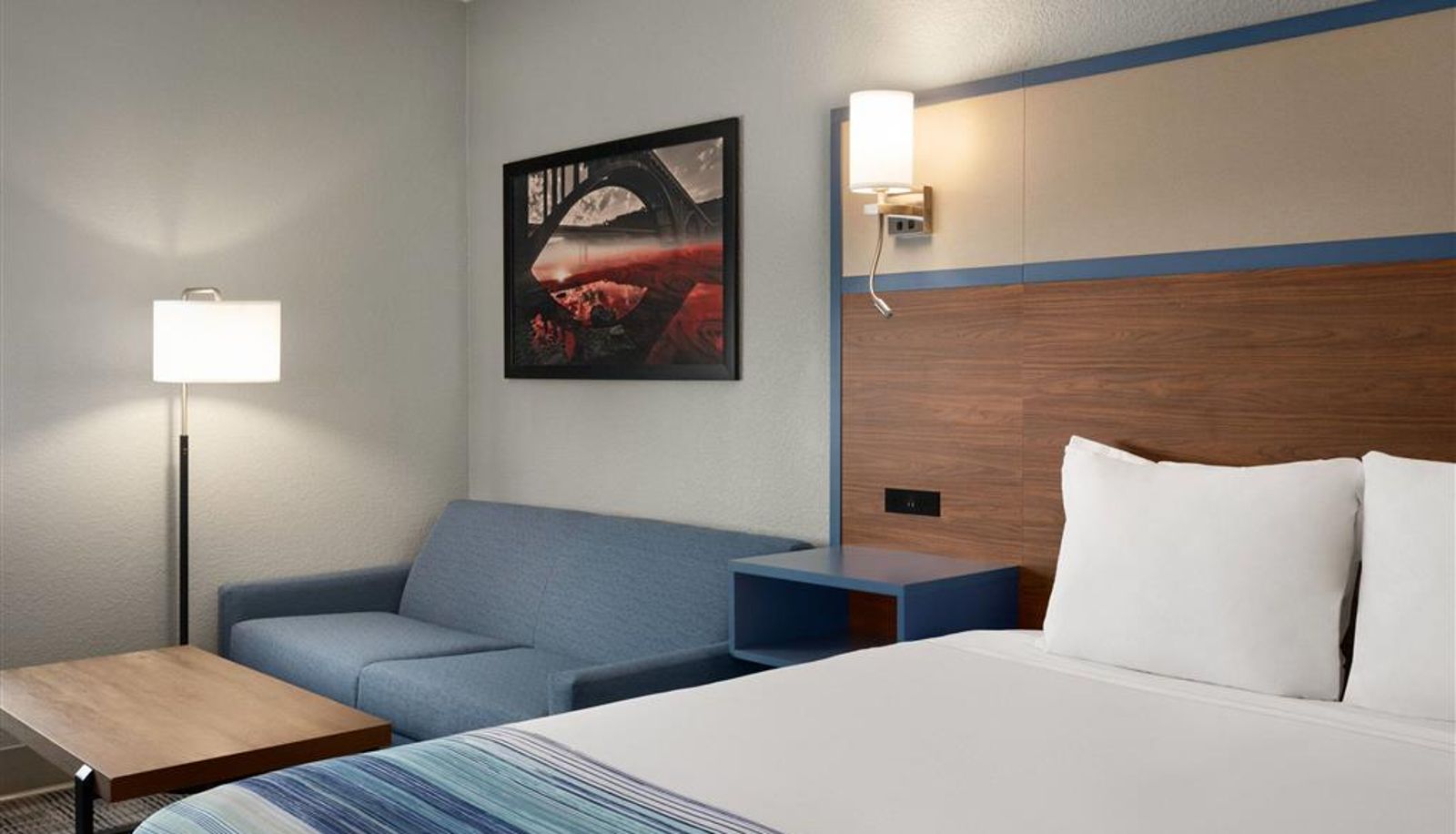 Zimmer - AmericInn by Wyndham Branson & Conference Center
