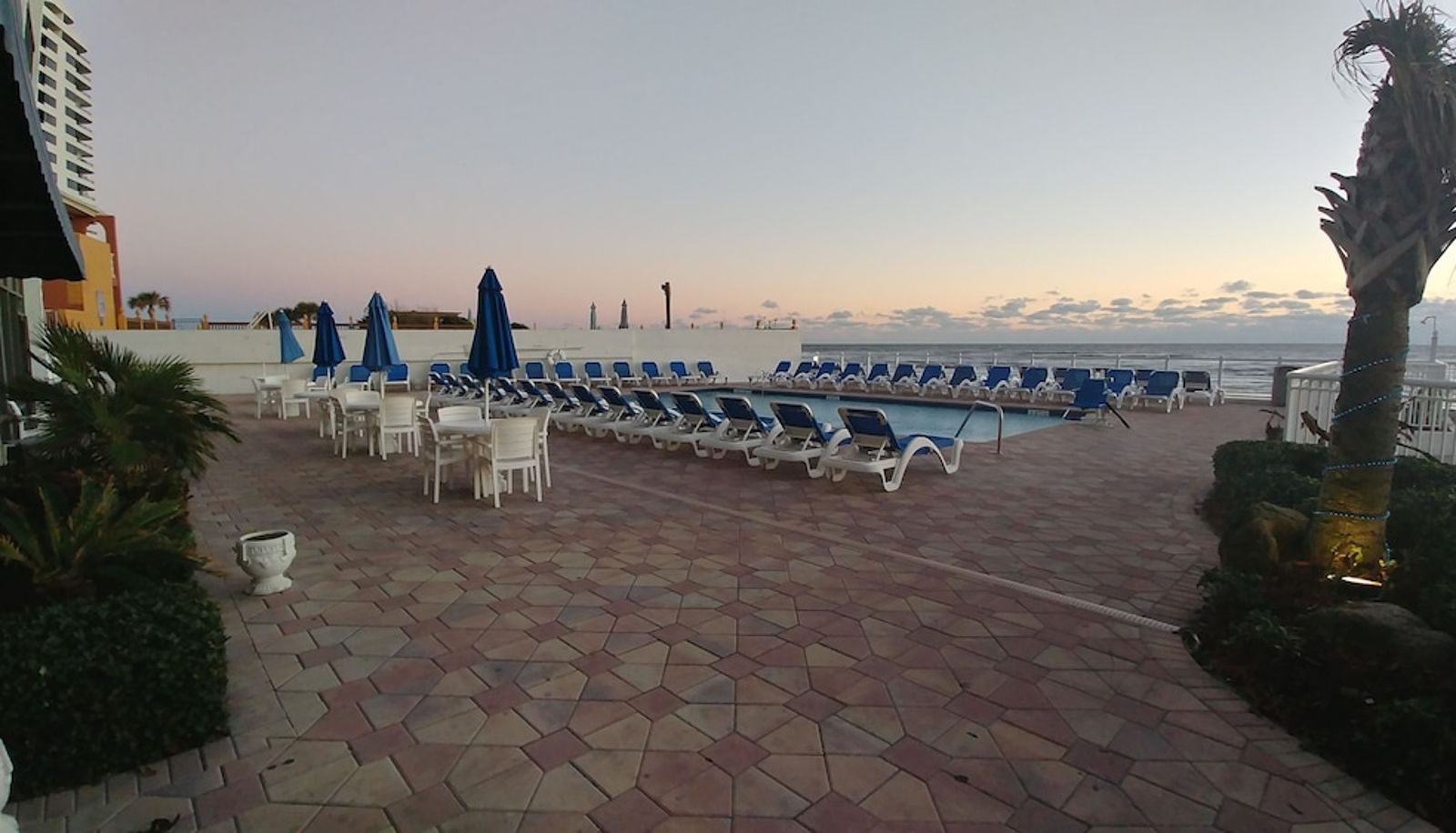 Piscine - Tropical Winds Oceanfront Hotel