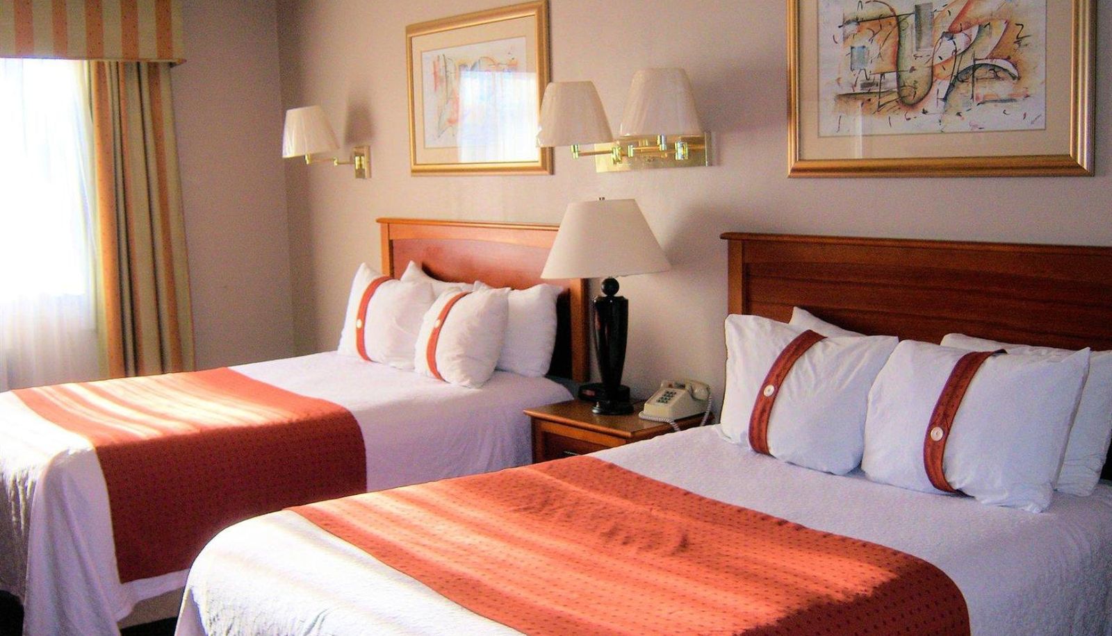 Room - Cities of Gold Casino Hotel