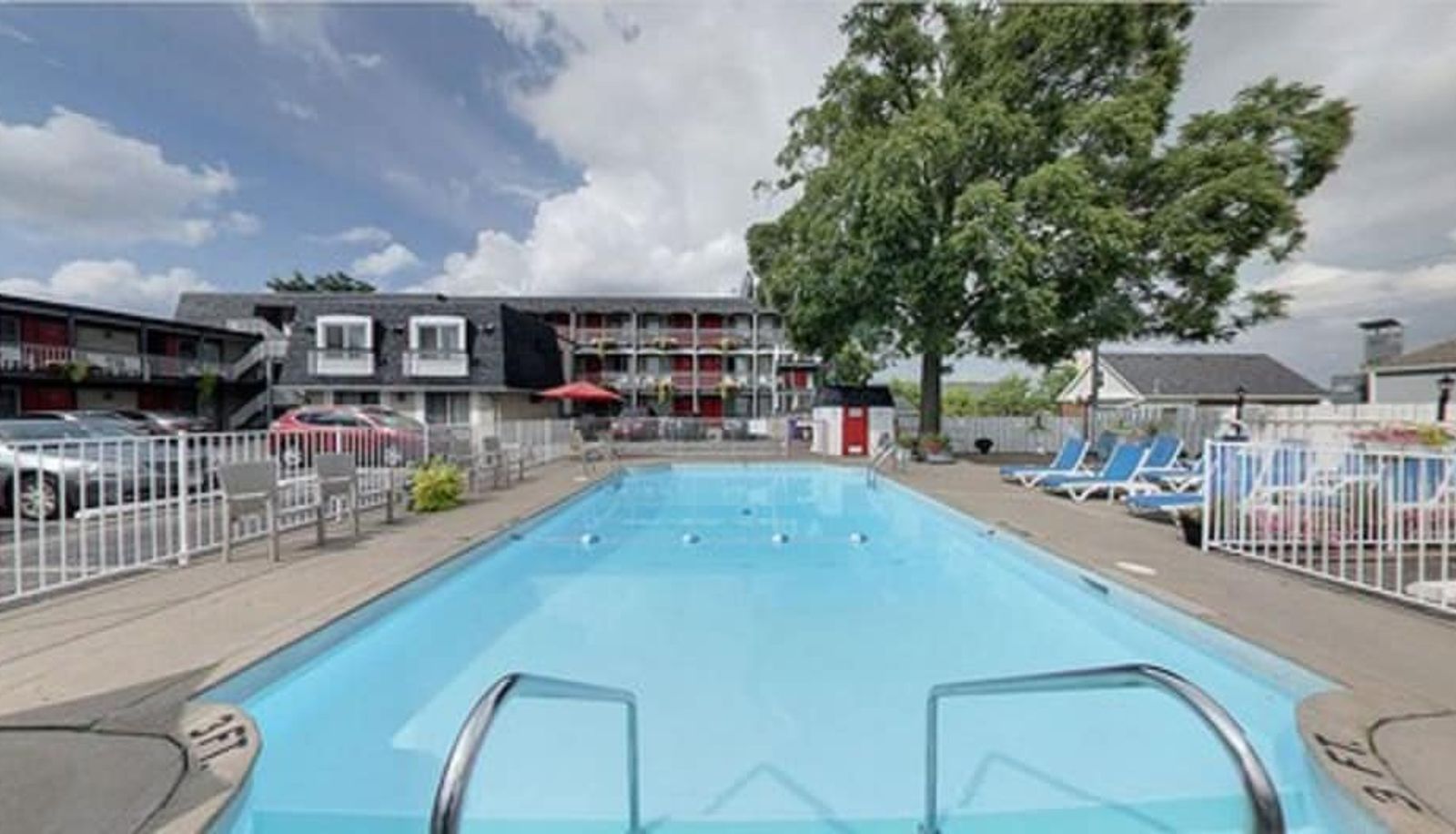 Pool - Kings Inn Near The Falls