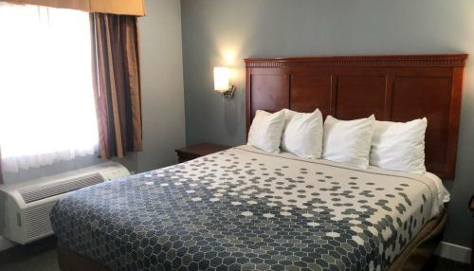 Standardzimmer - Redondo Inn and Suites