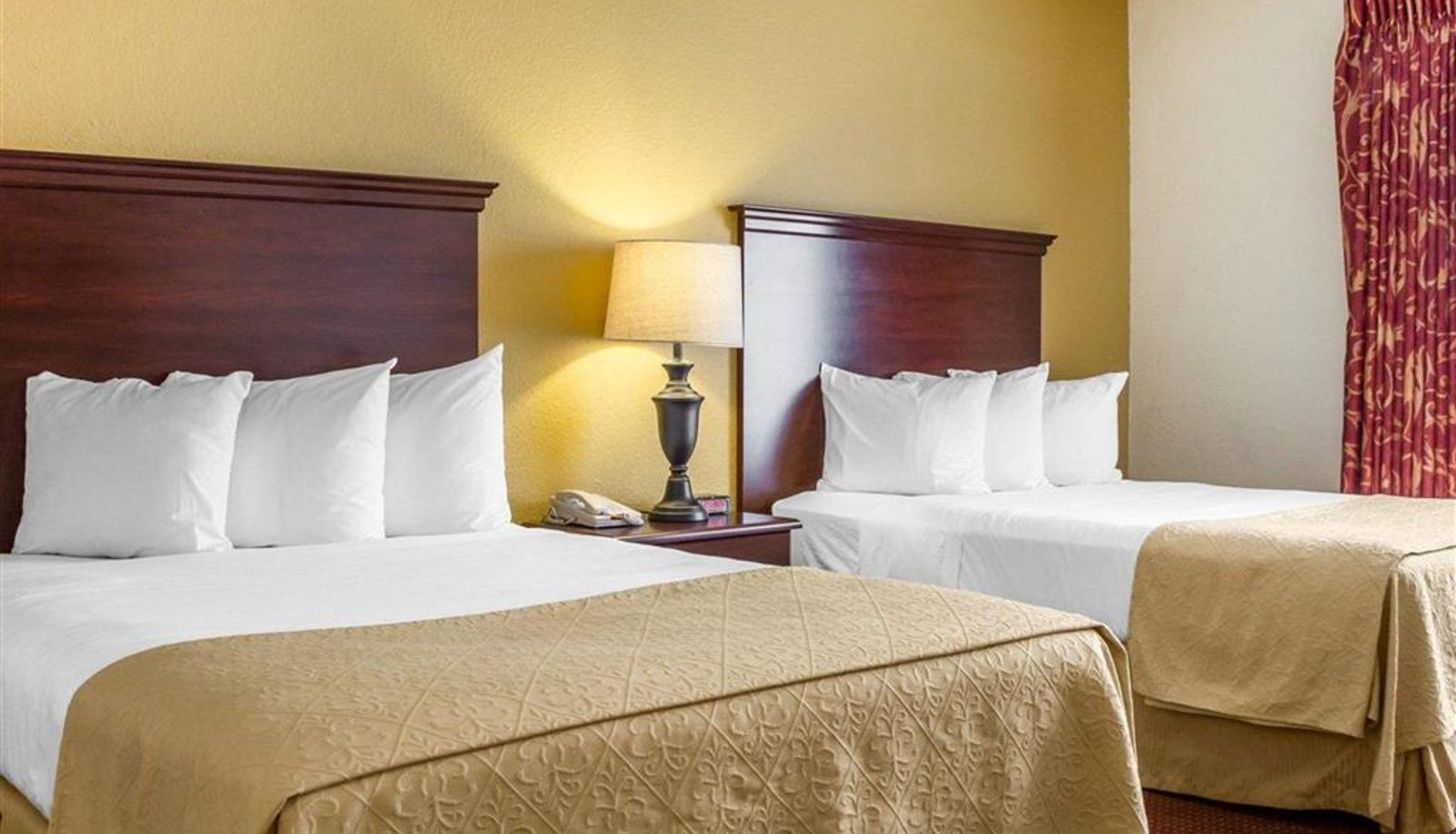 Room - Quality Hotel Americana Nogales