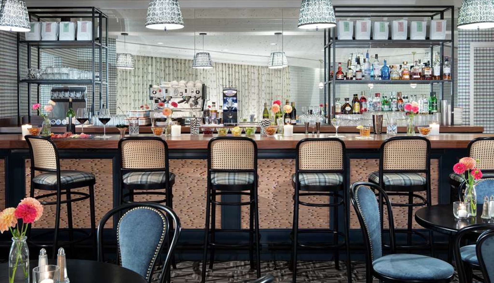 Bar - Graduate by Hilton State College