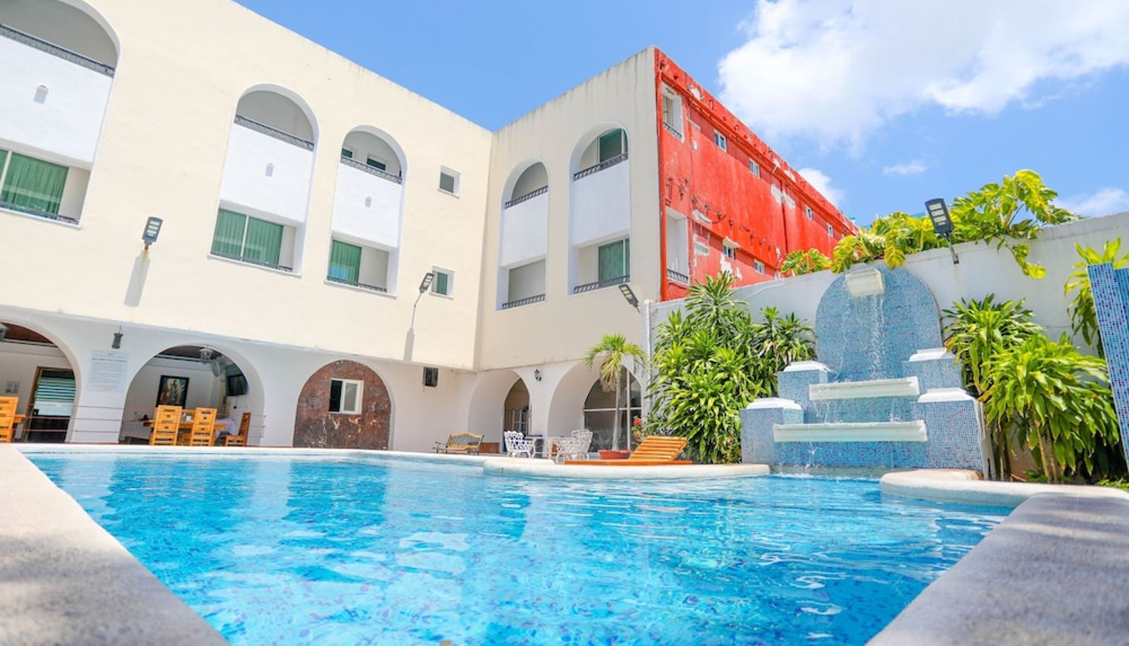 Pool - Hotel Maria de Lourdes Cancun