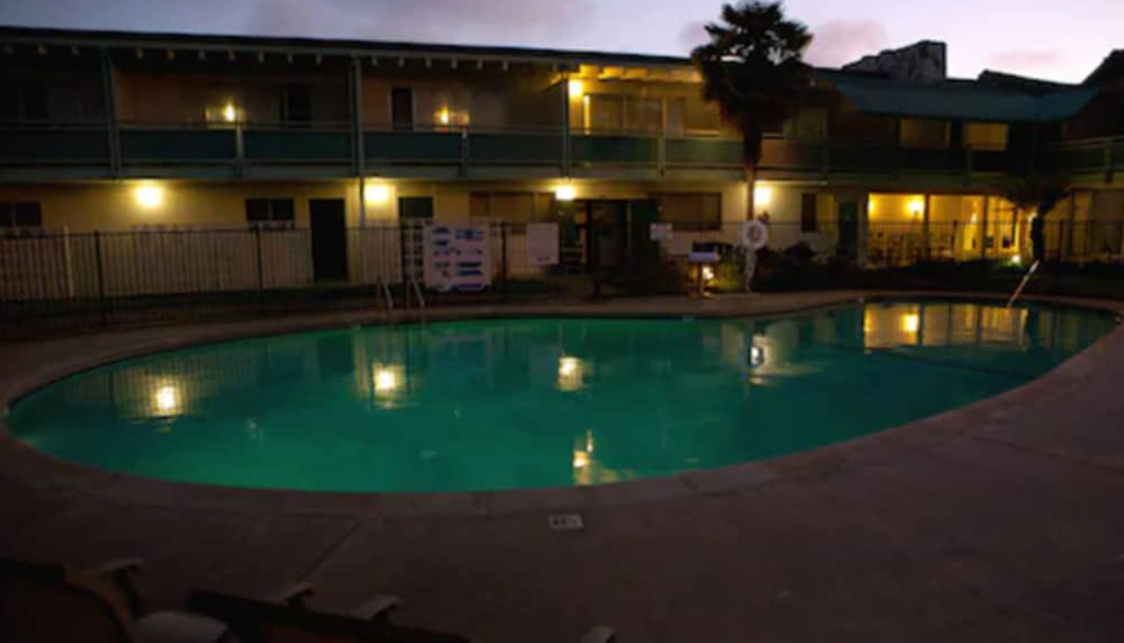 Pool - Coral Reef Inn & Suites