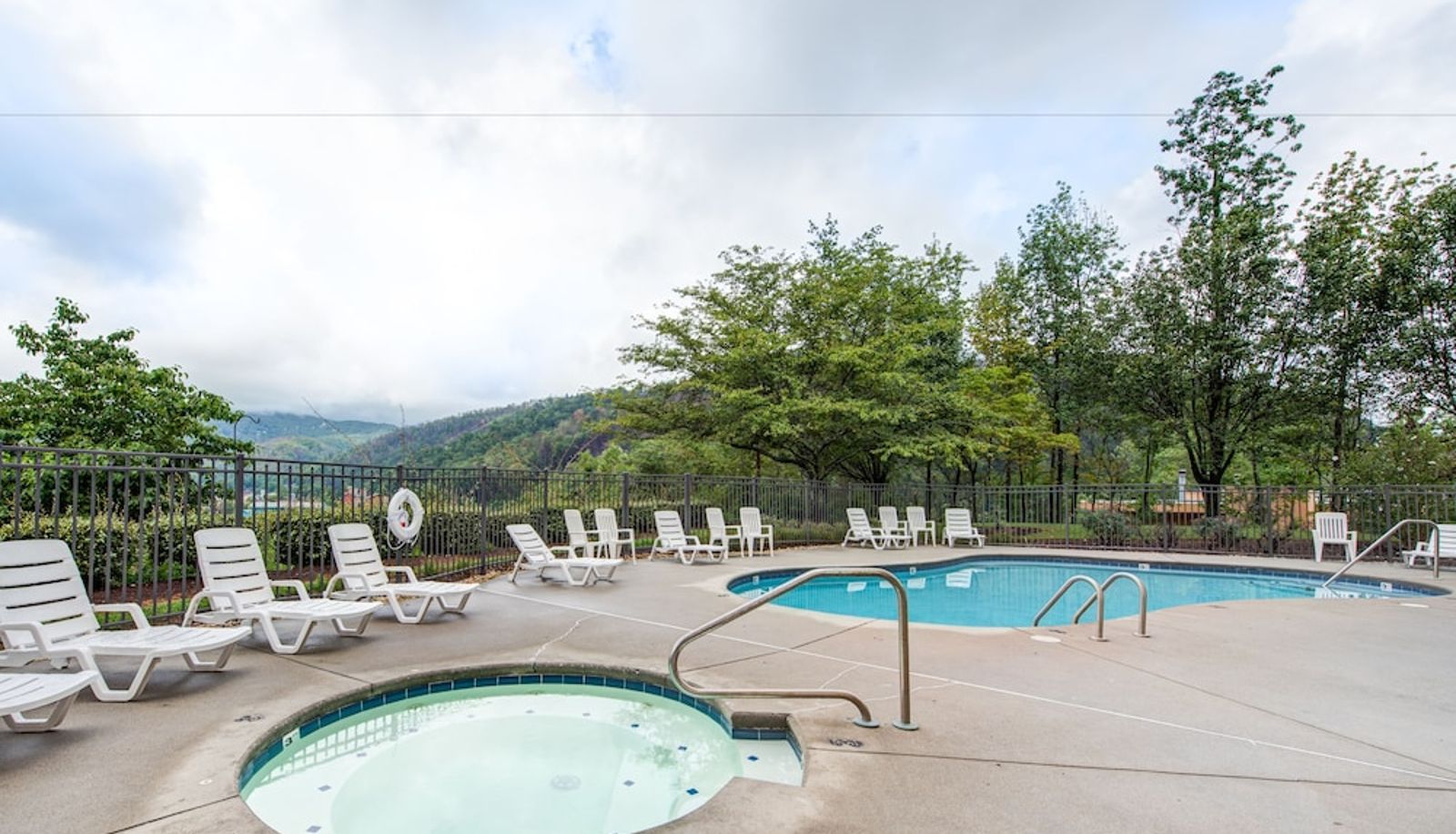 Pool - Gatlinburg Chateau Rentals