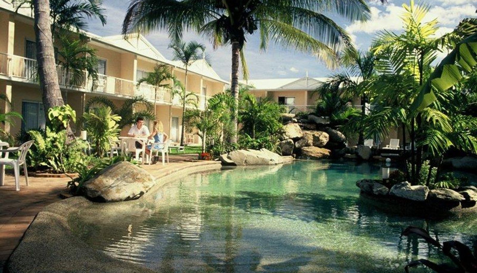 Buitenaanzicht - Hotel Tropiq