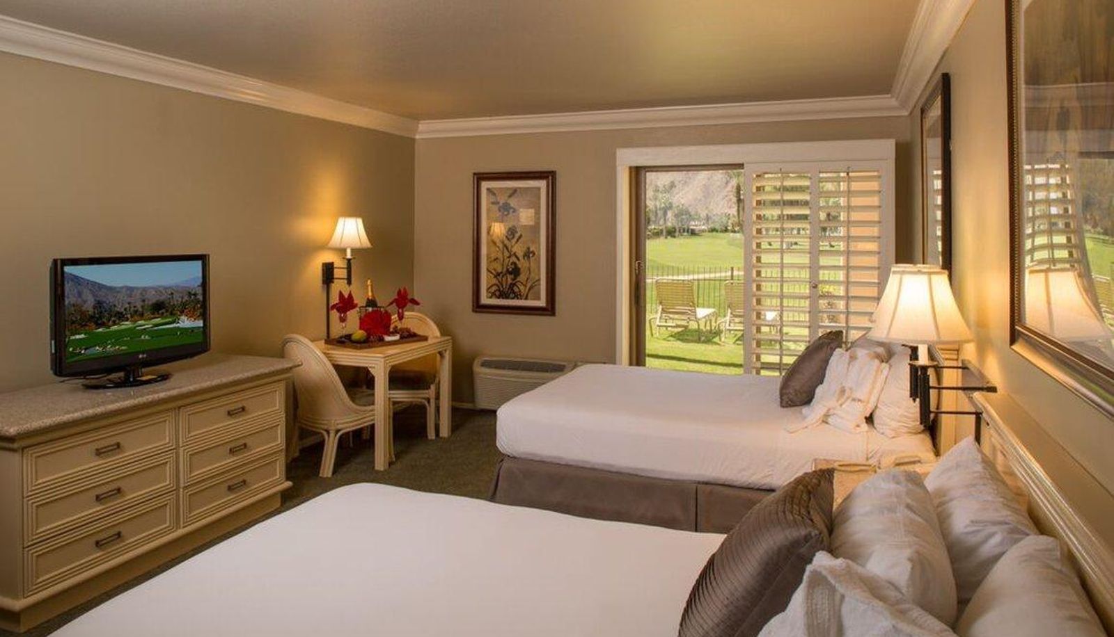 Camera - Indian Wells Resort