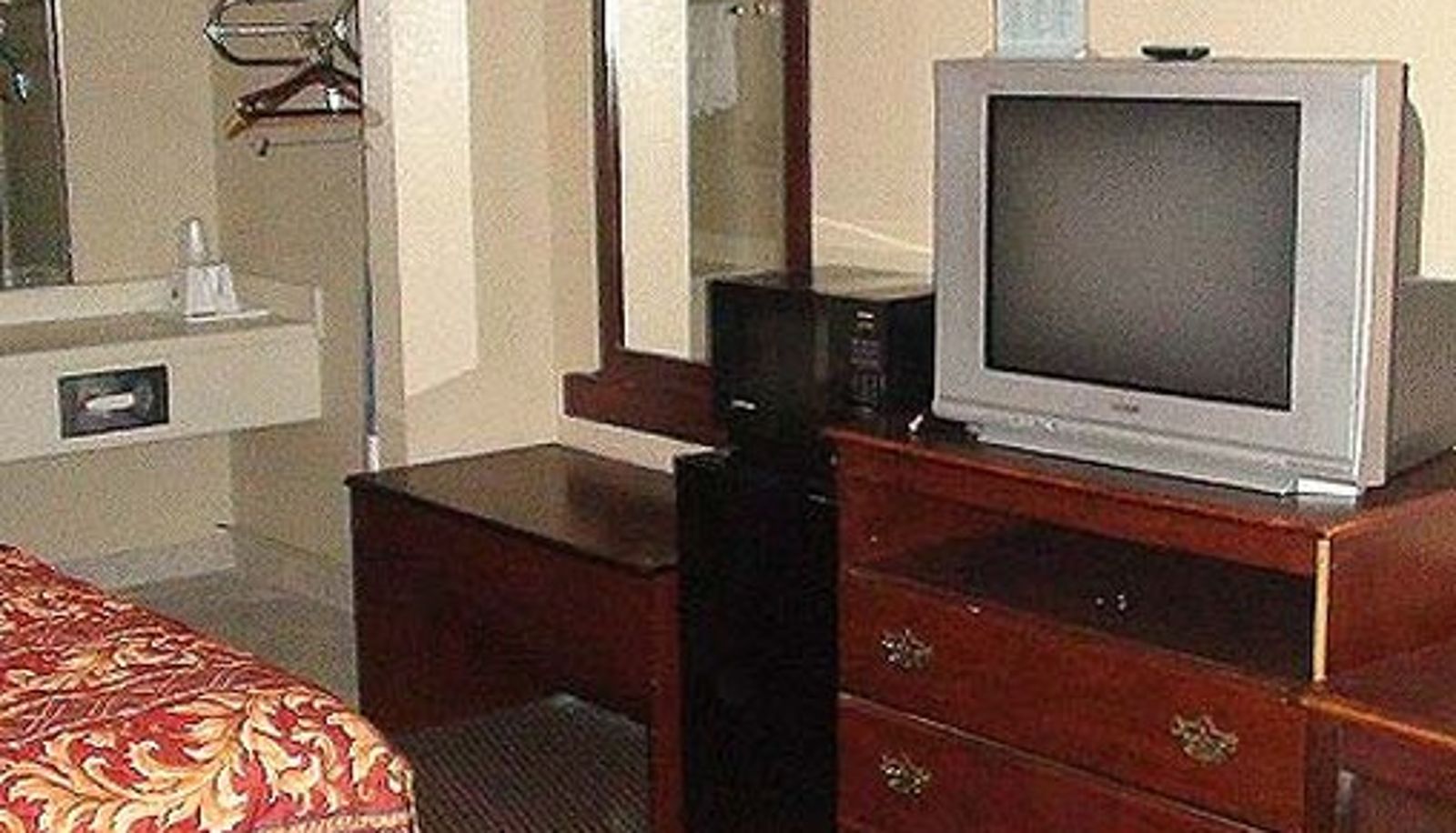Zimmer - Regency Inn - Oklahoma City