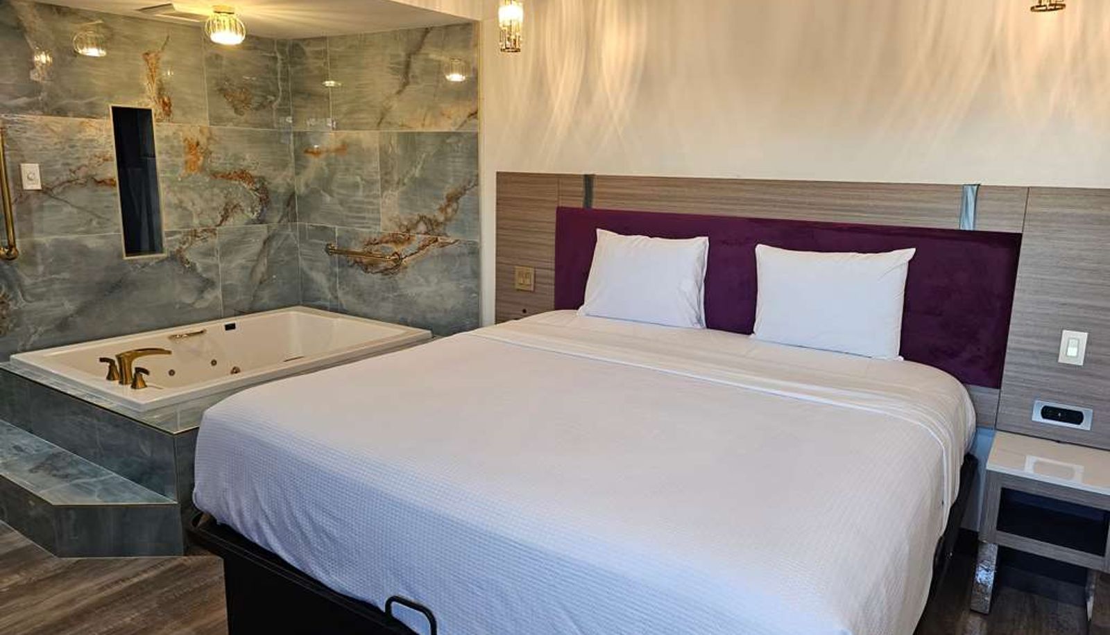 Room - Travelodge by Wyndham Fullerton Near Anaheim