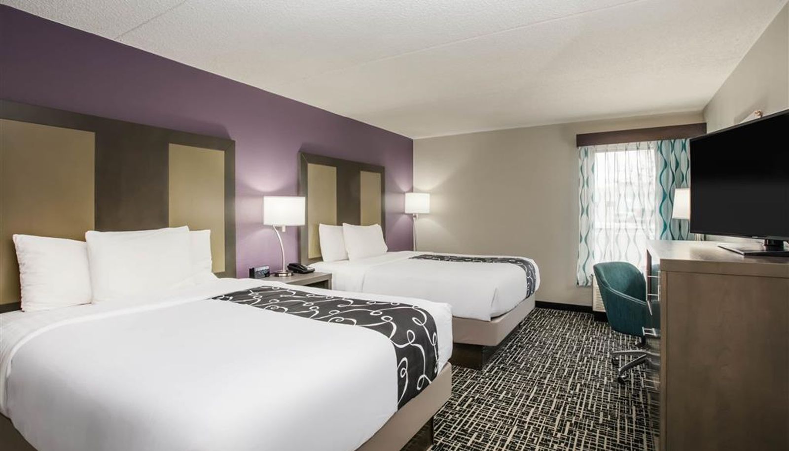 Zimmer - La Quinta Inn by Wyndham Davenport & Conference Center