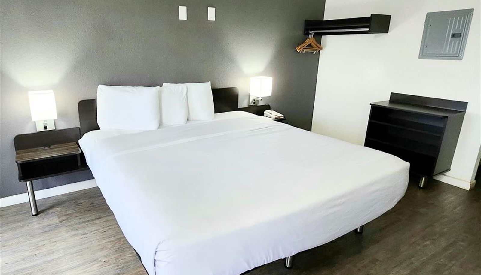 Room - Motel 6 Columbus - Downtown