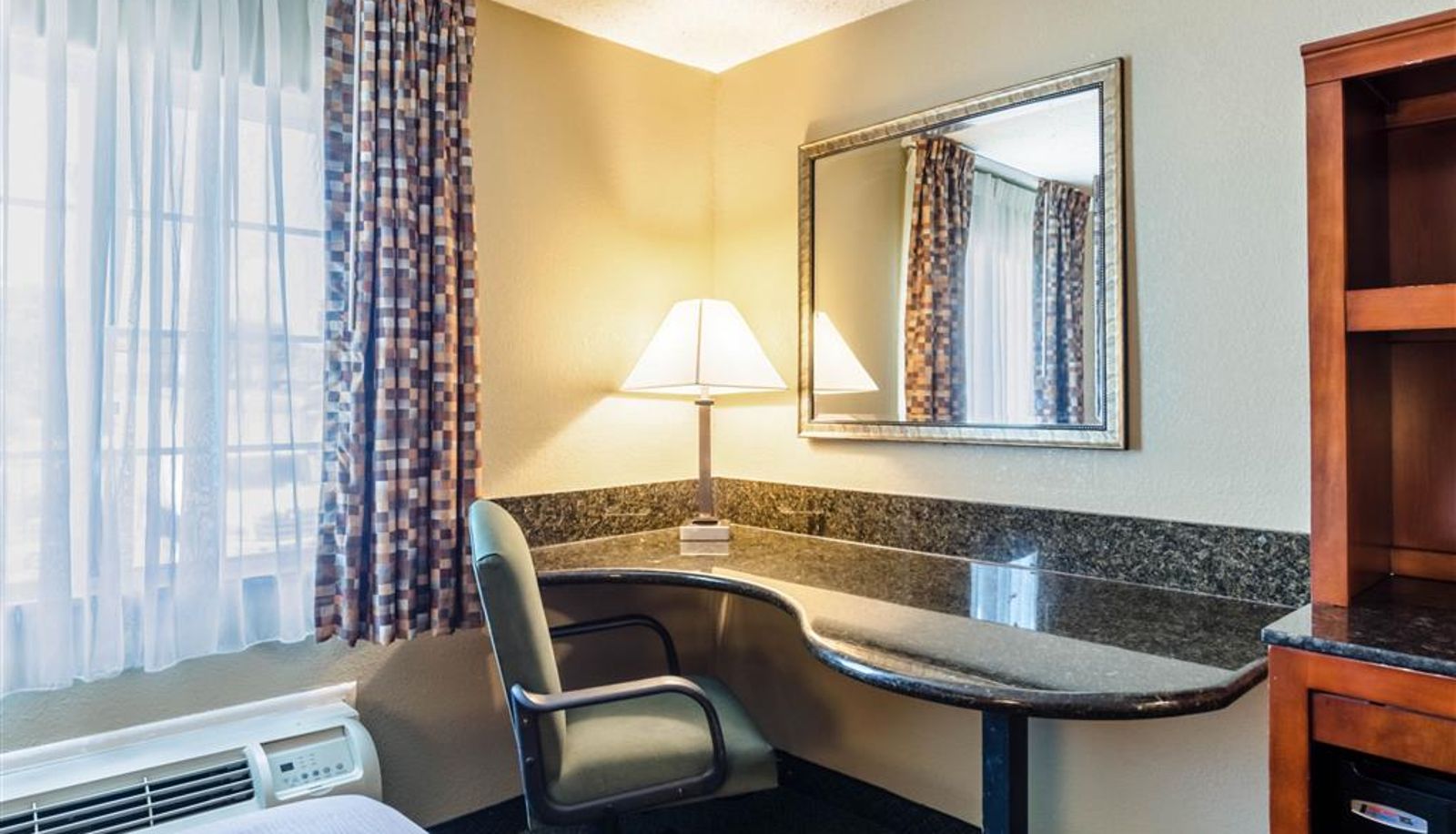 Zimmer - Quality Inn Chicopee-Springfield