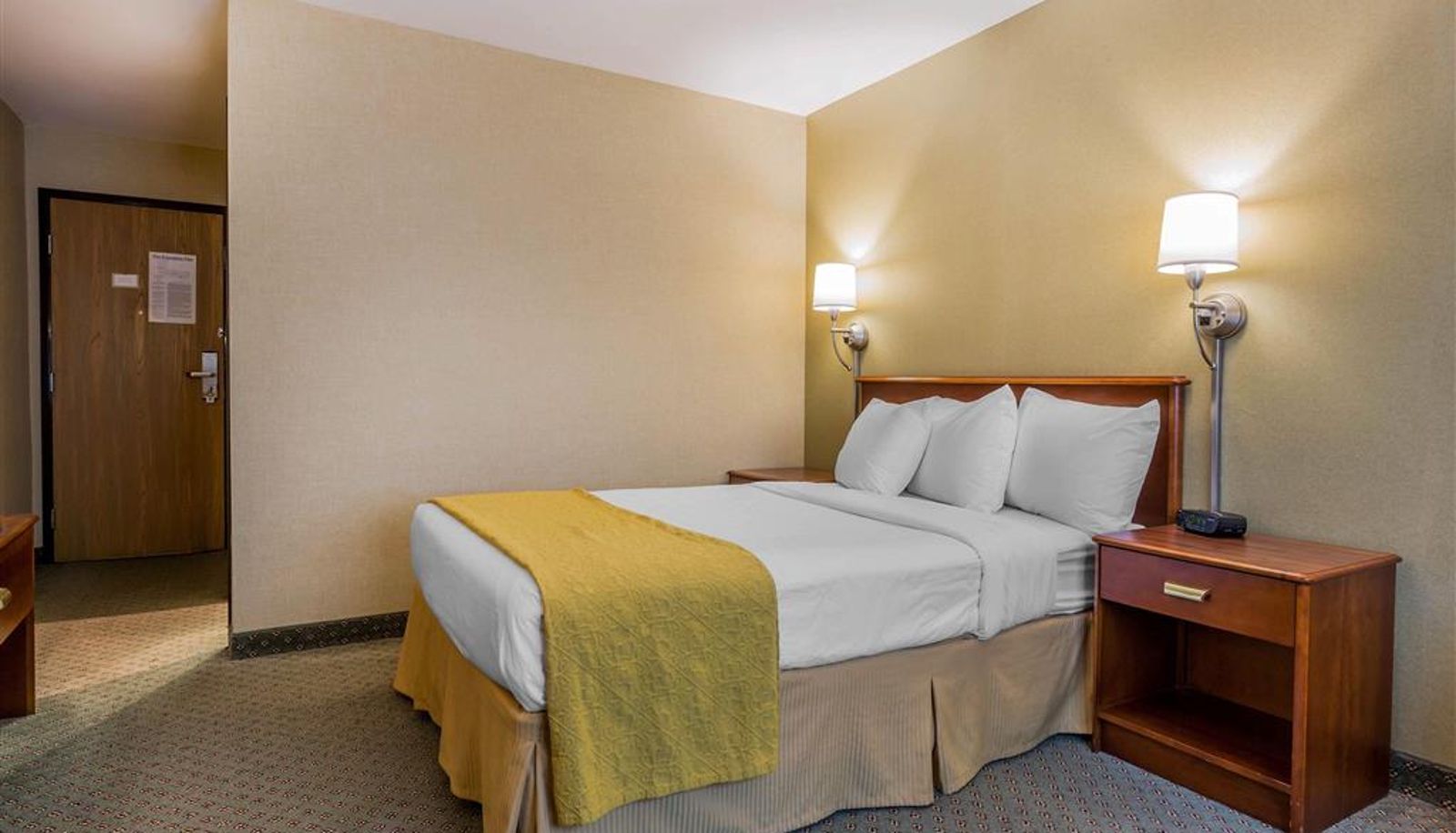 Room - Quality Inn Hyde Park - Poughkeepsie North