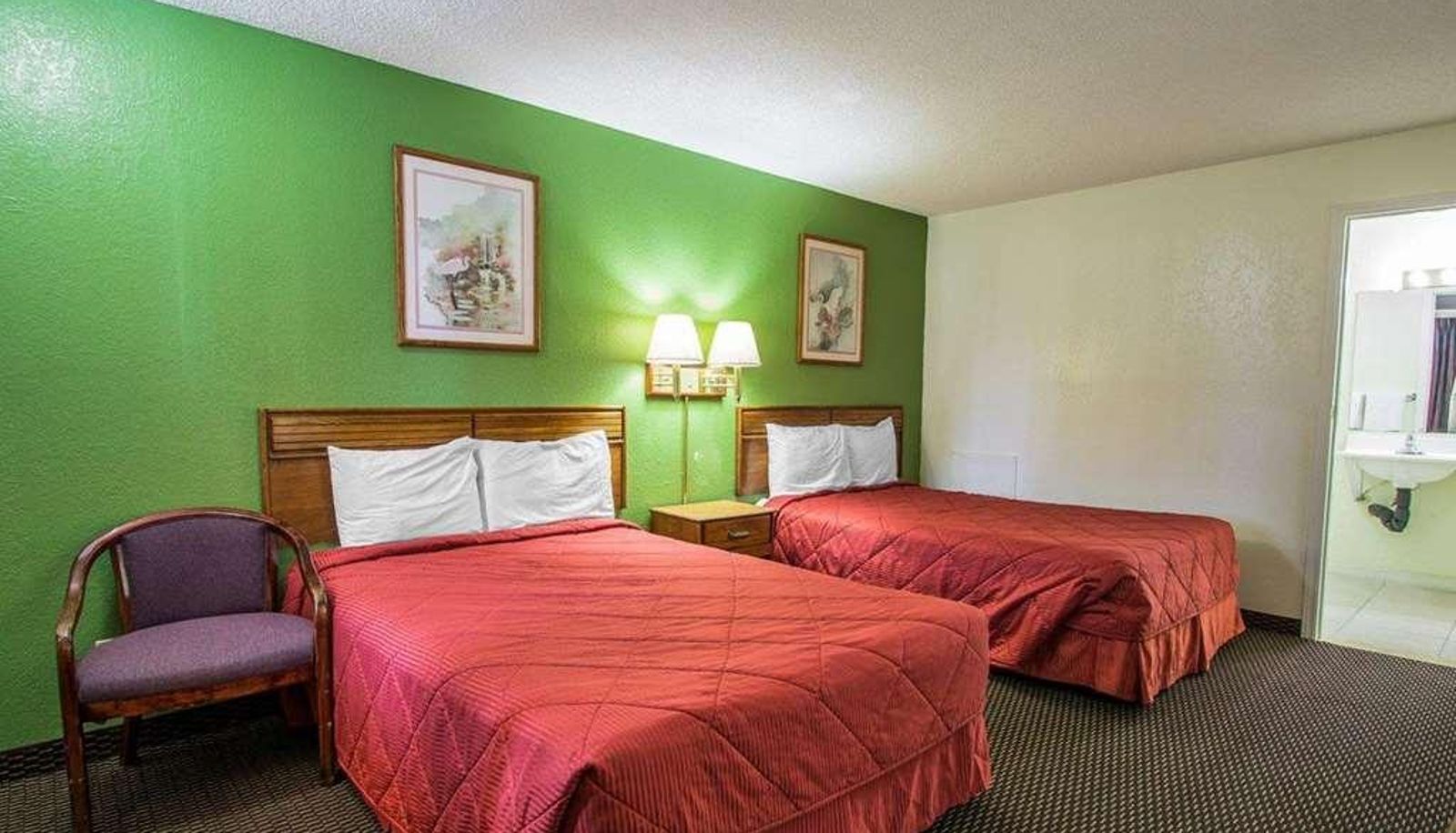 Quadruple room - Rodeway Inn Fort Pierce I-95