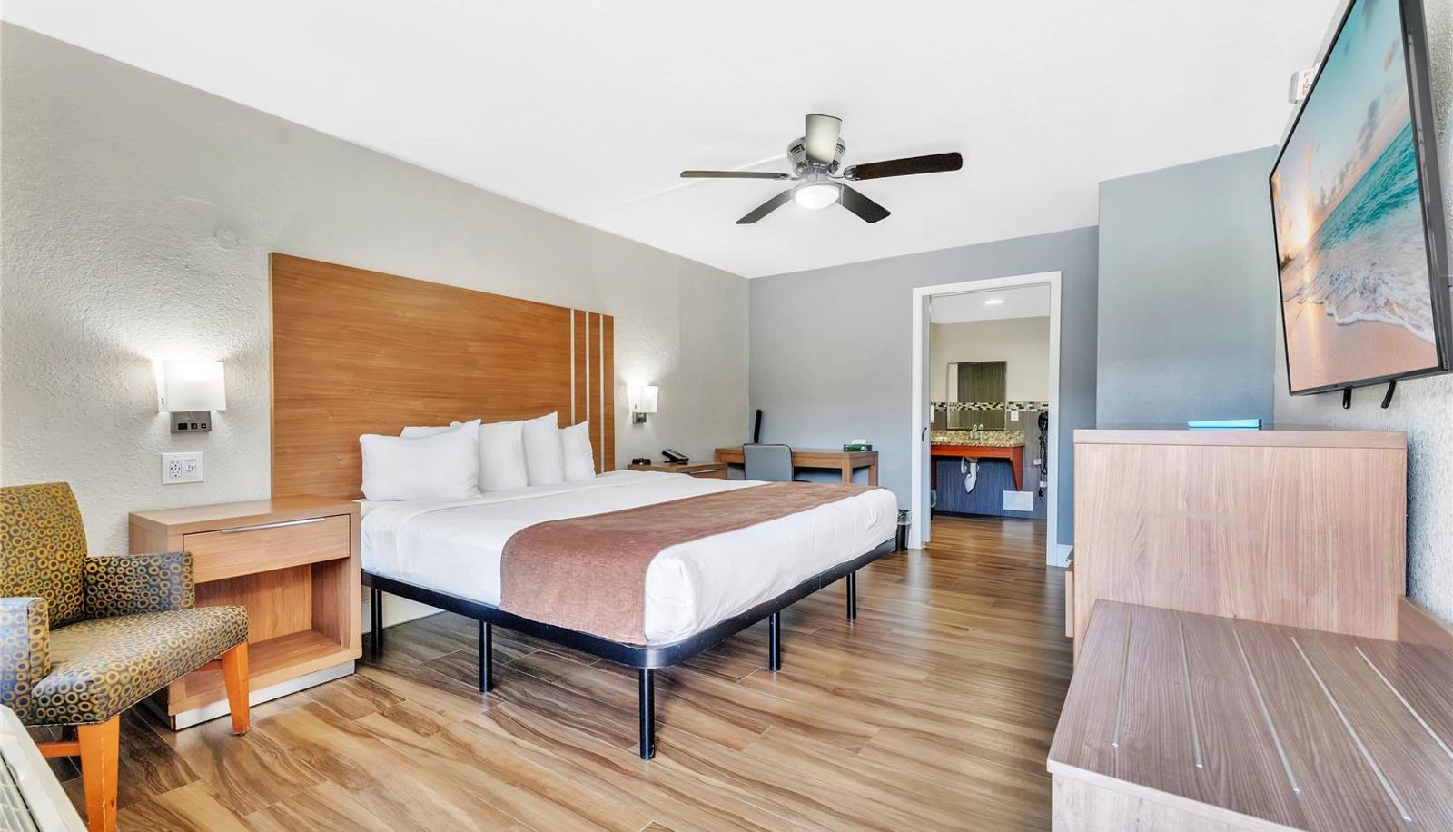 Zimmer - Rodeway Inn & Suites Fort Lauderdale Airport & Cruise Port