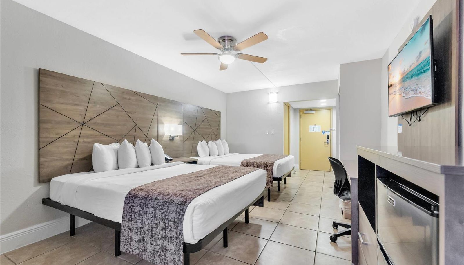 Zimmer - Rodeway Inn & Suites Fort Lauderdale Airport & Cruise Port