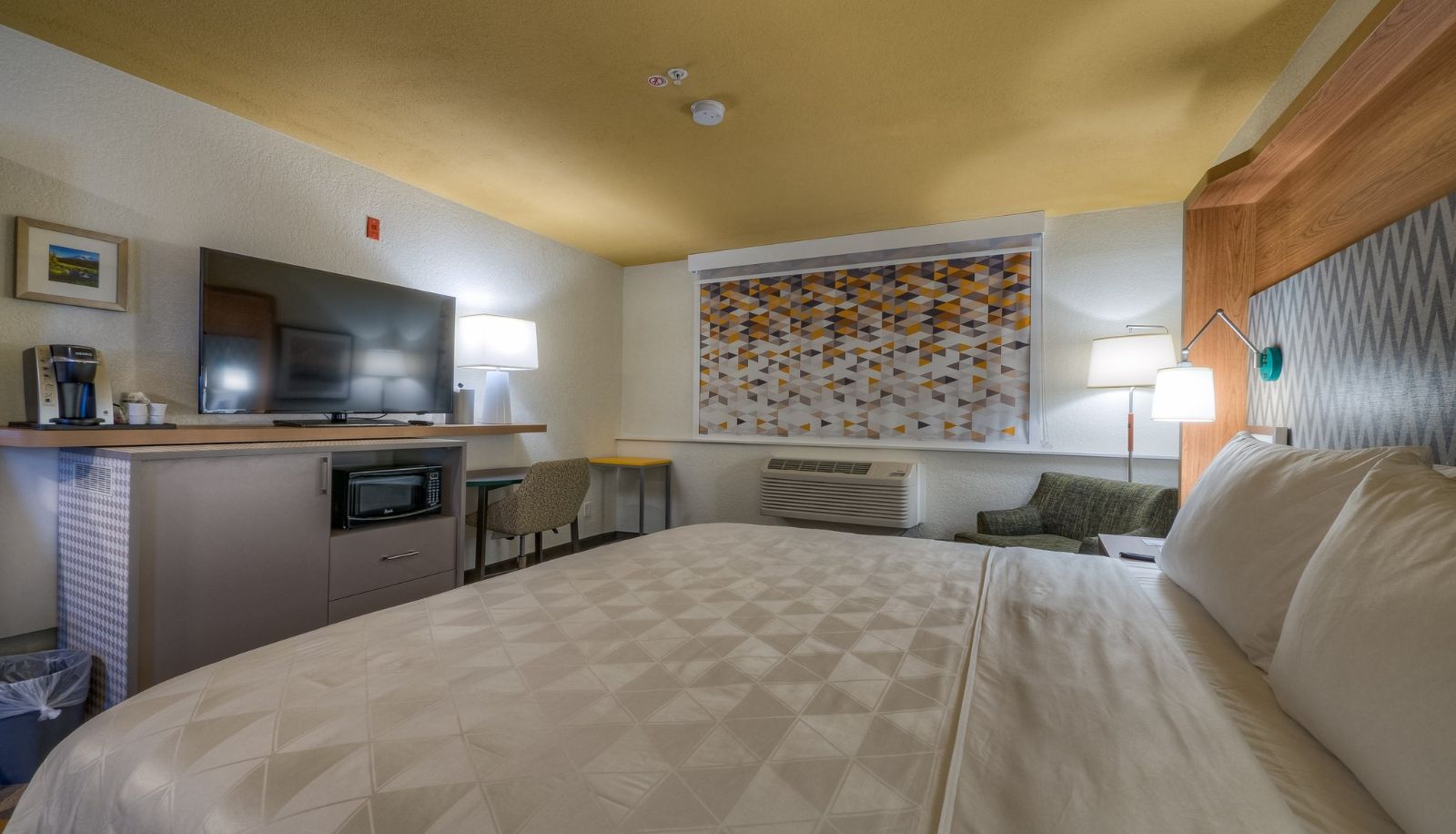 Zimmer - Holiday Inn TACOMA MALL by IHG