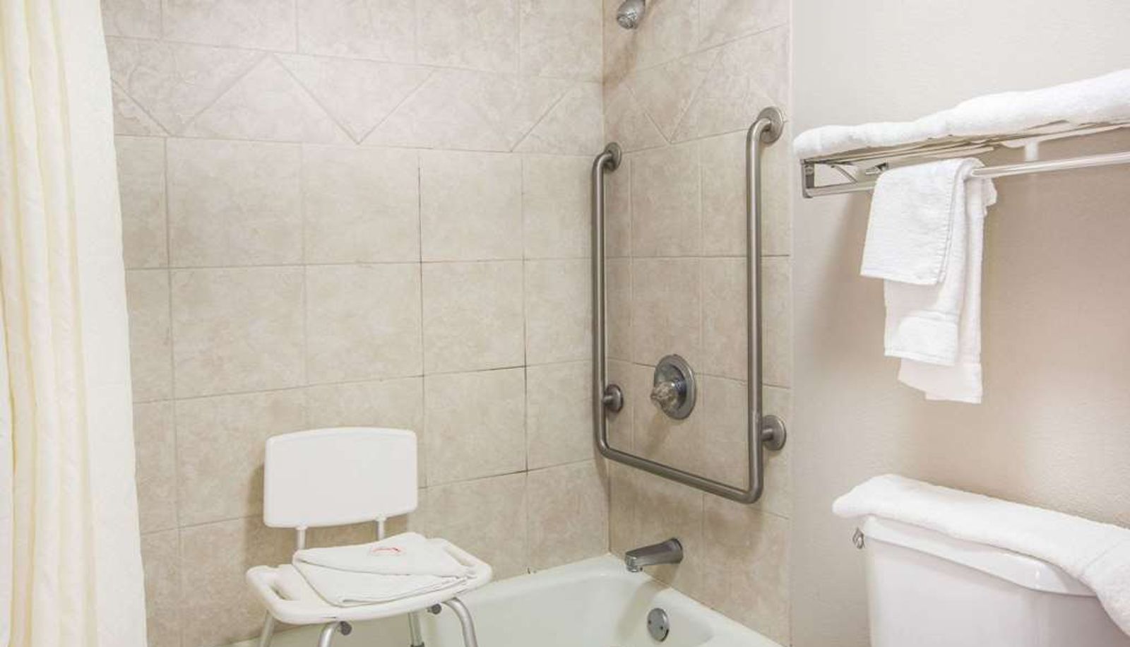 Room - Super 8 by Wyndham Oxford