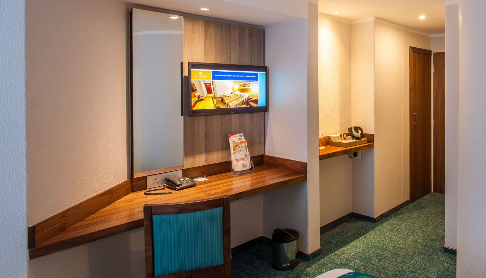 Room - TOWN LODGE MBOMBELA
