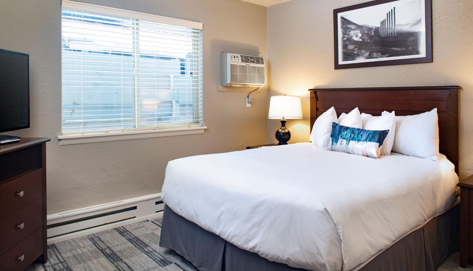 Room - Molly Gibson Lodge