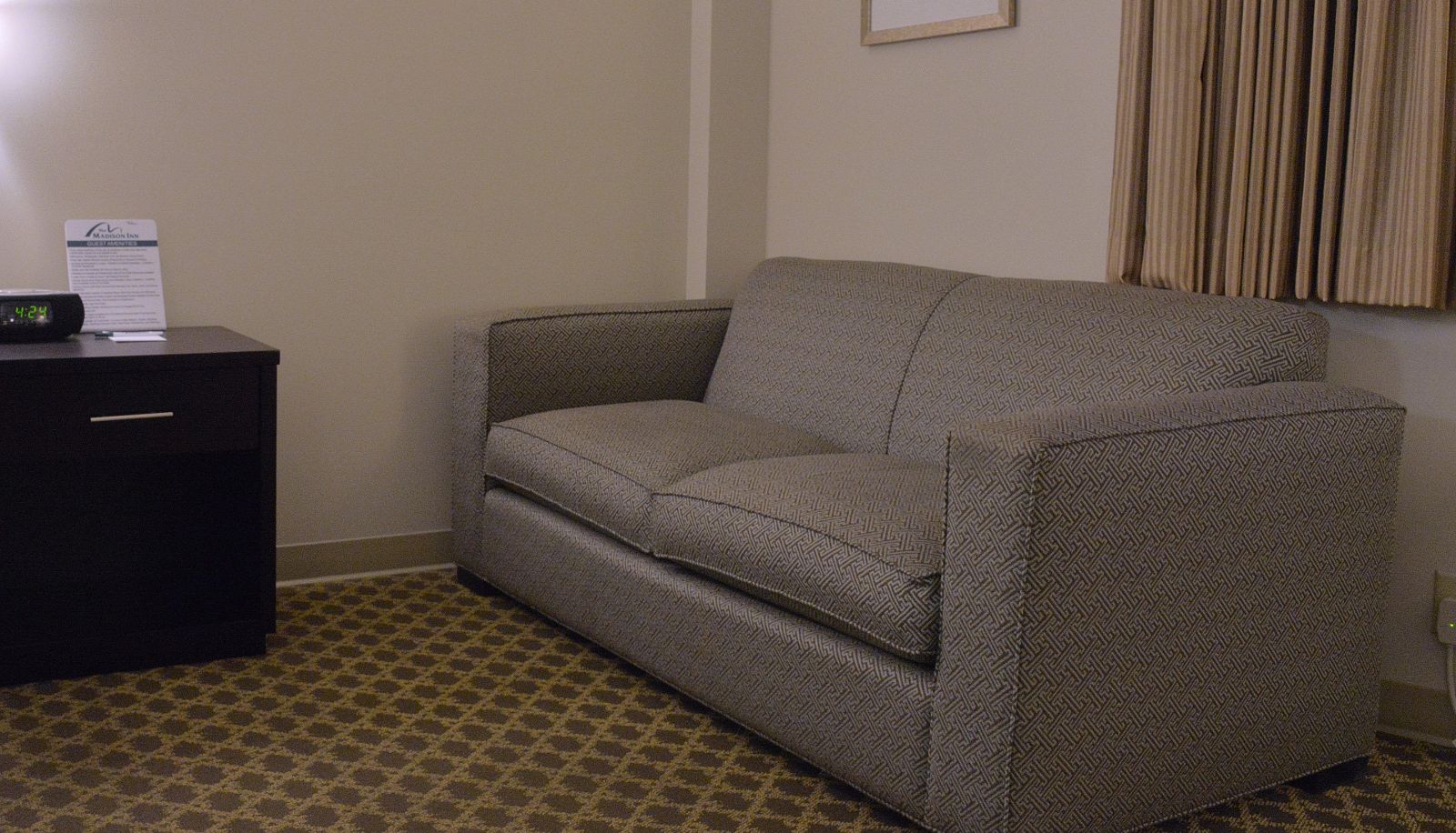 Zimmer - The Madison Inn