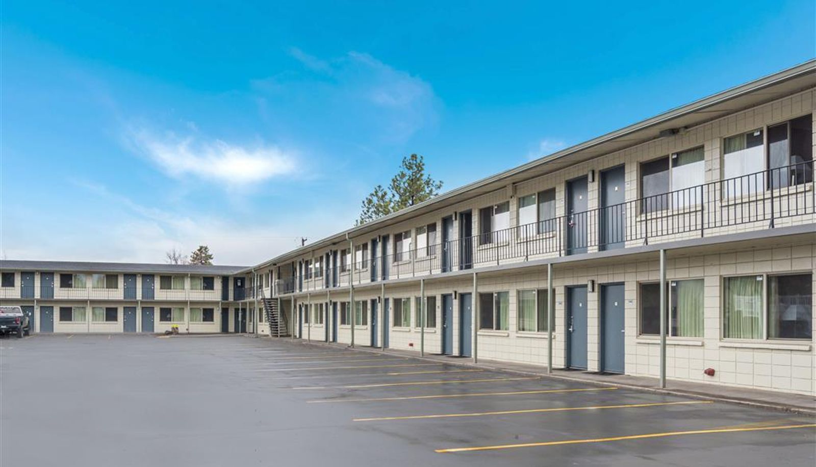 Buitenaanzicht - ECONO LODGE BEND