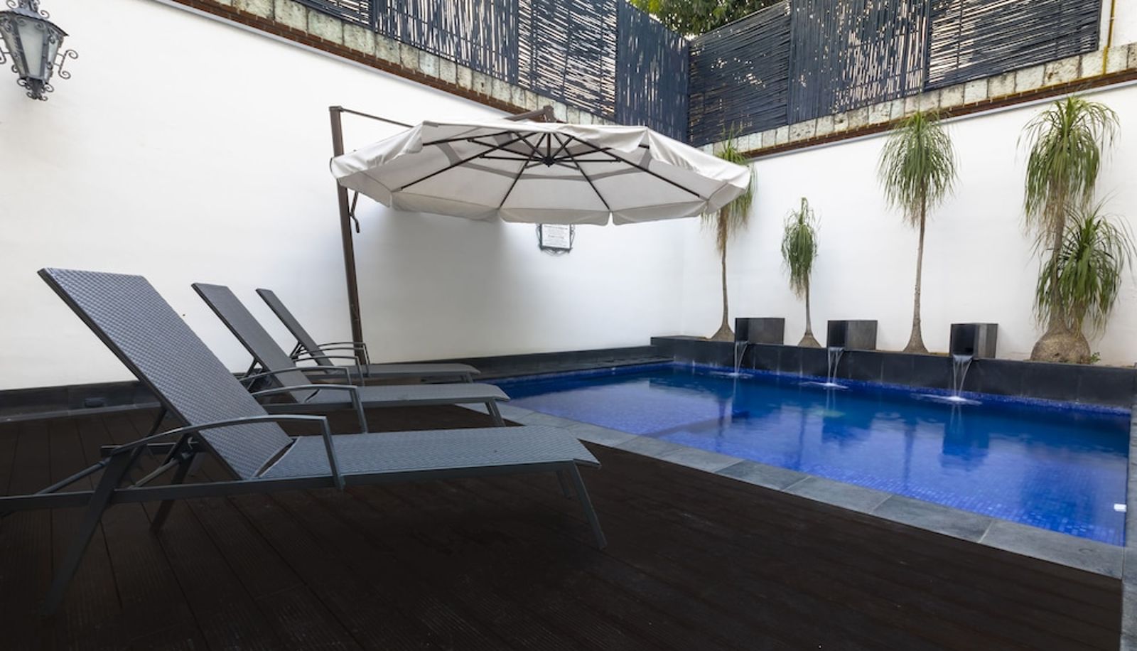 Zwembad - Hotel Boutique Naura Centro