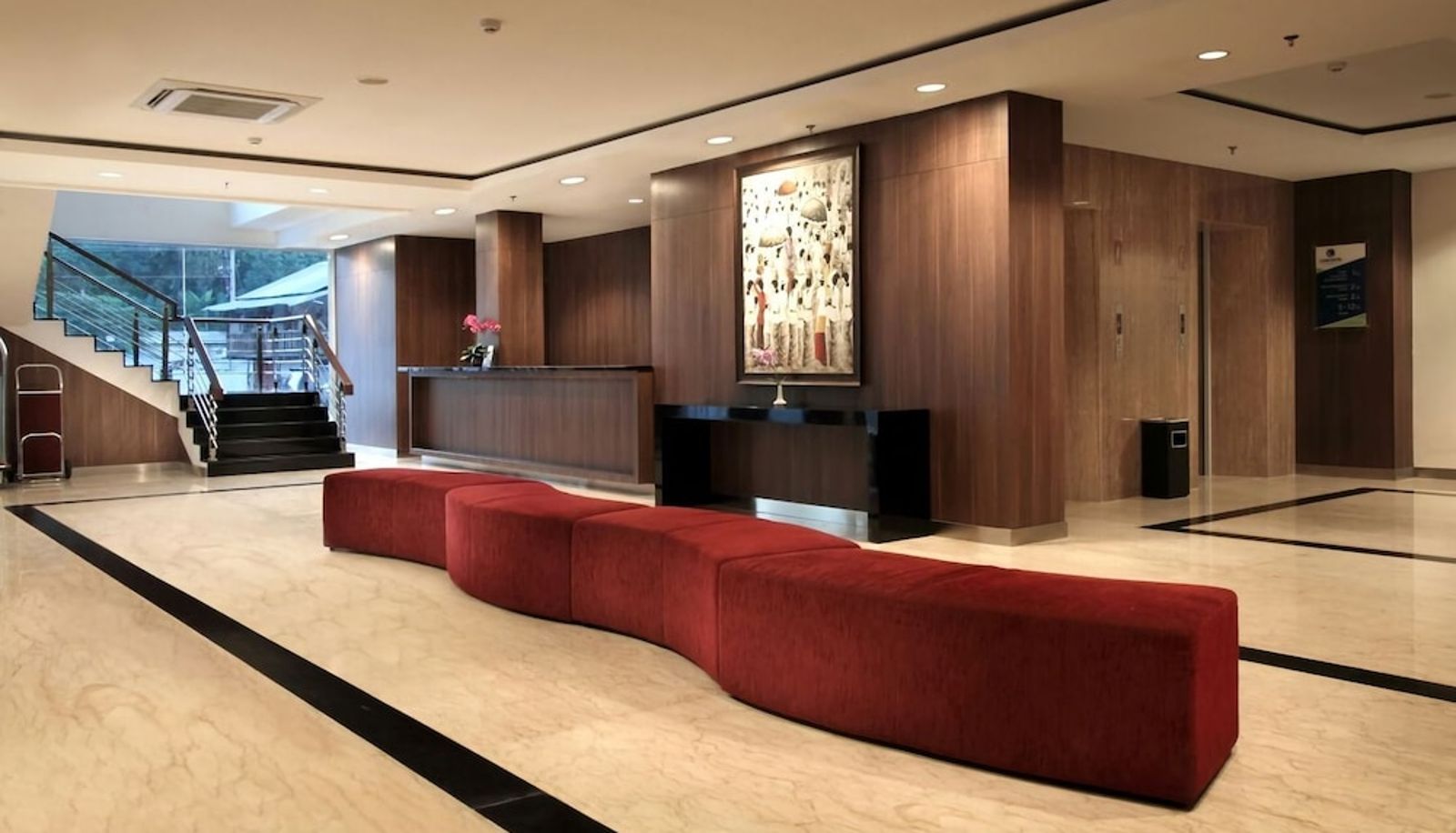 Hall - Core Hotel Malioboro City Yogyakarta