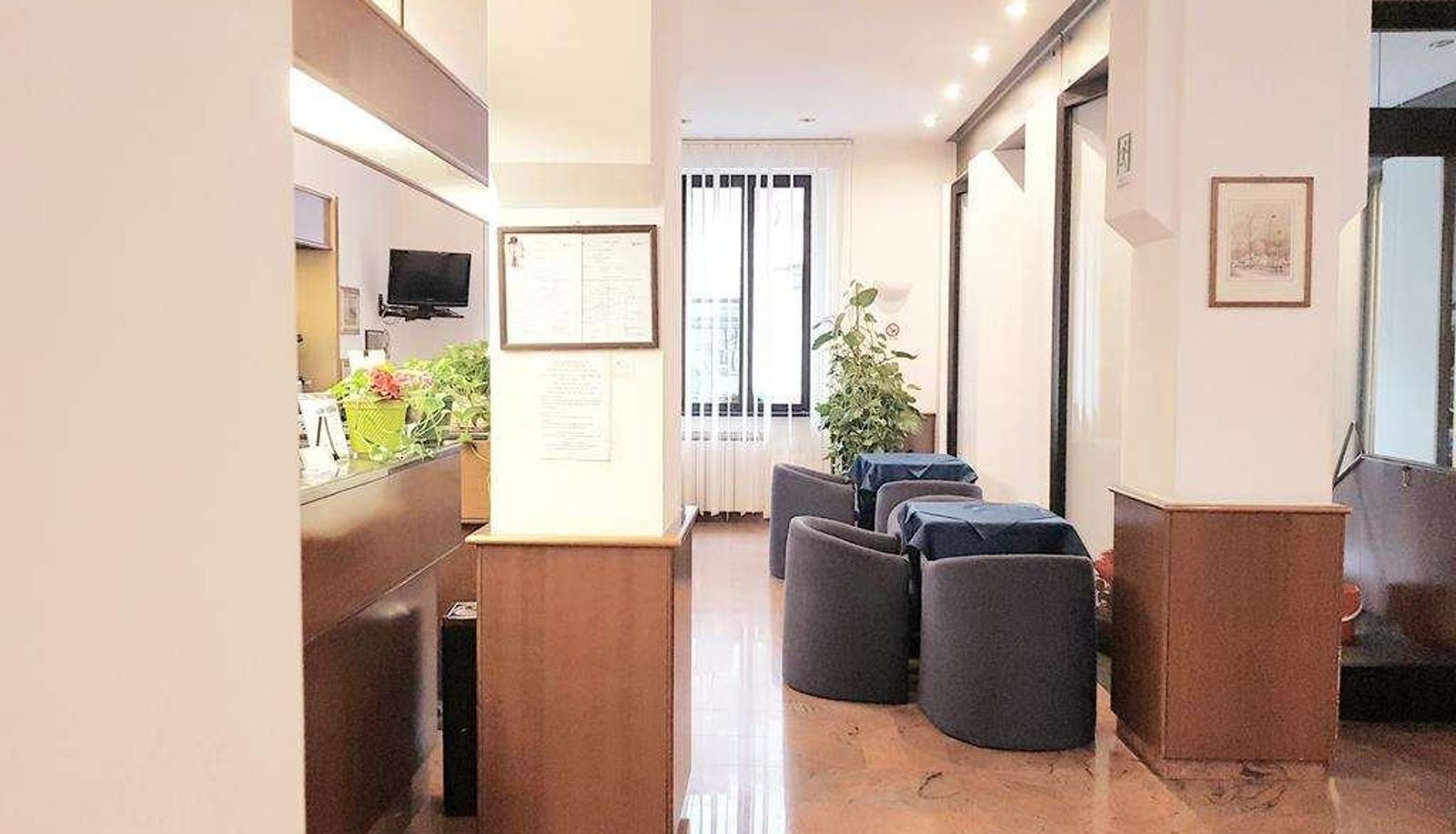 Hall - HOTEL CATALANI E MADRID