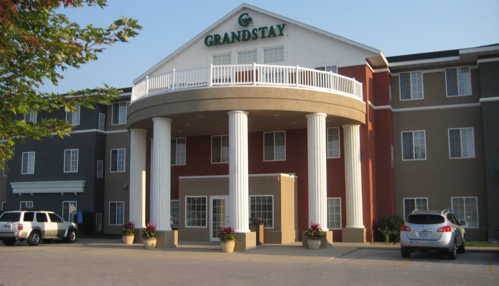 Exterior view - GrandStay Hotel & Suites Ames