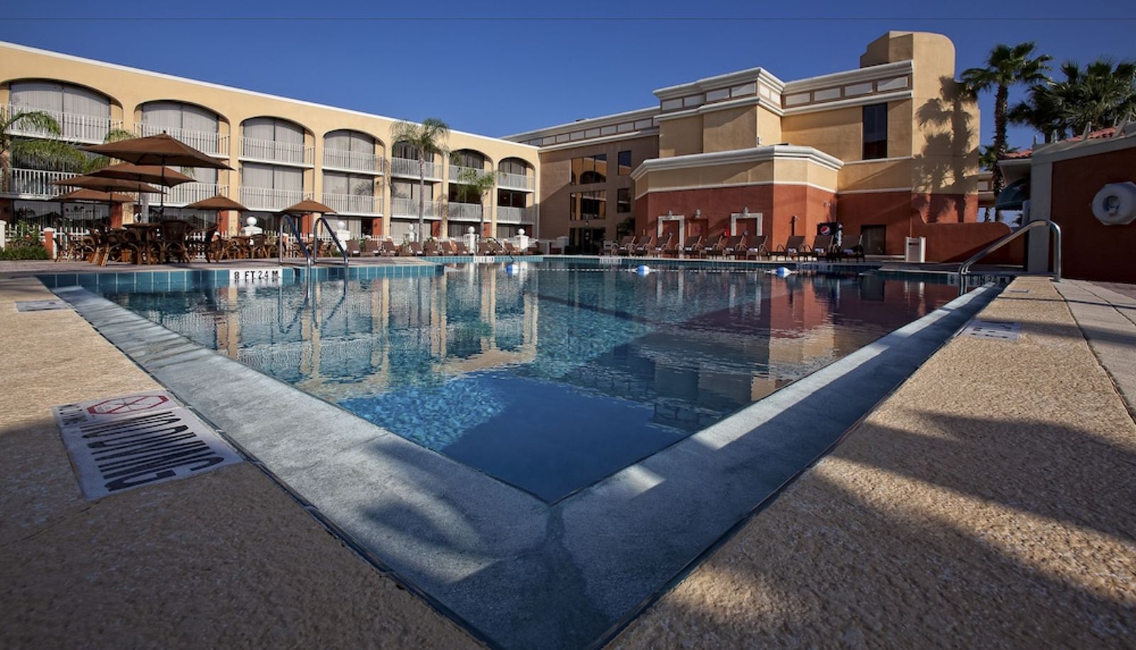 Pool - Westgate Towers Resort