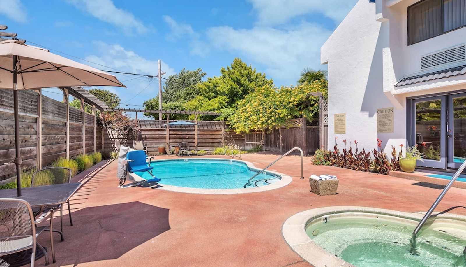 Pool - GoodSpring Motel