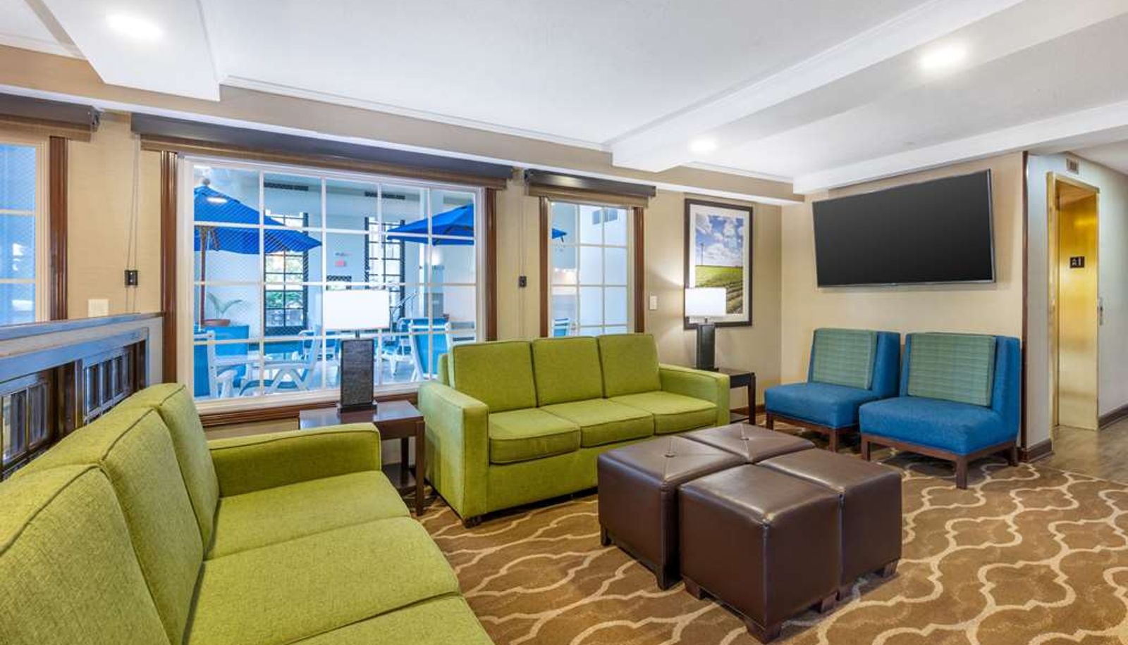 Hall - Comfort Inn Lafayette I-65