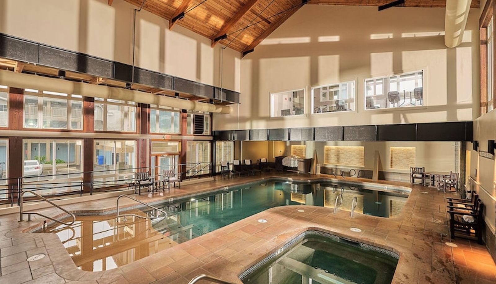Pool - Surfsand Resort
