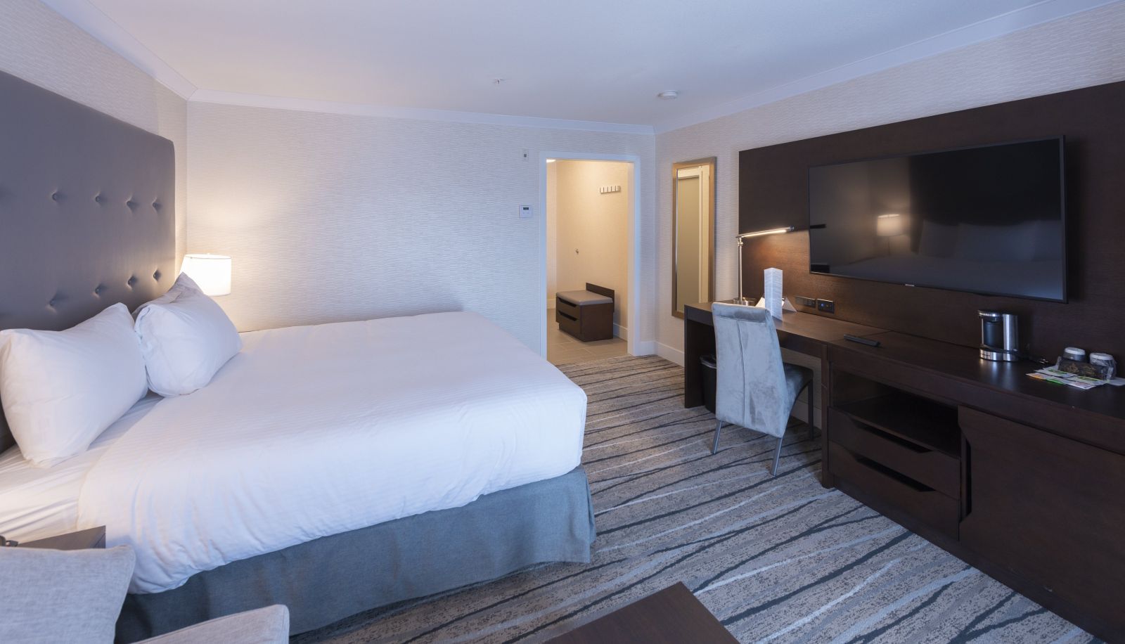 Room - Prestige Treasure Cove Resort Prince George