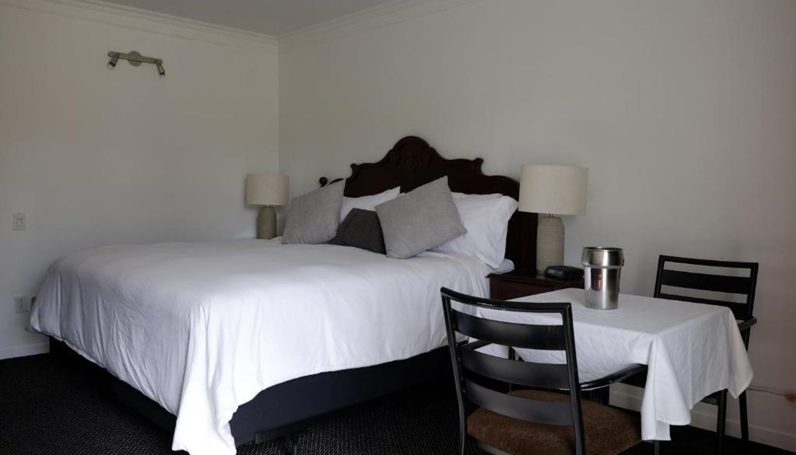 Zimmer - AUBERGE LA CAMARINE