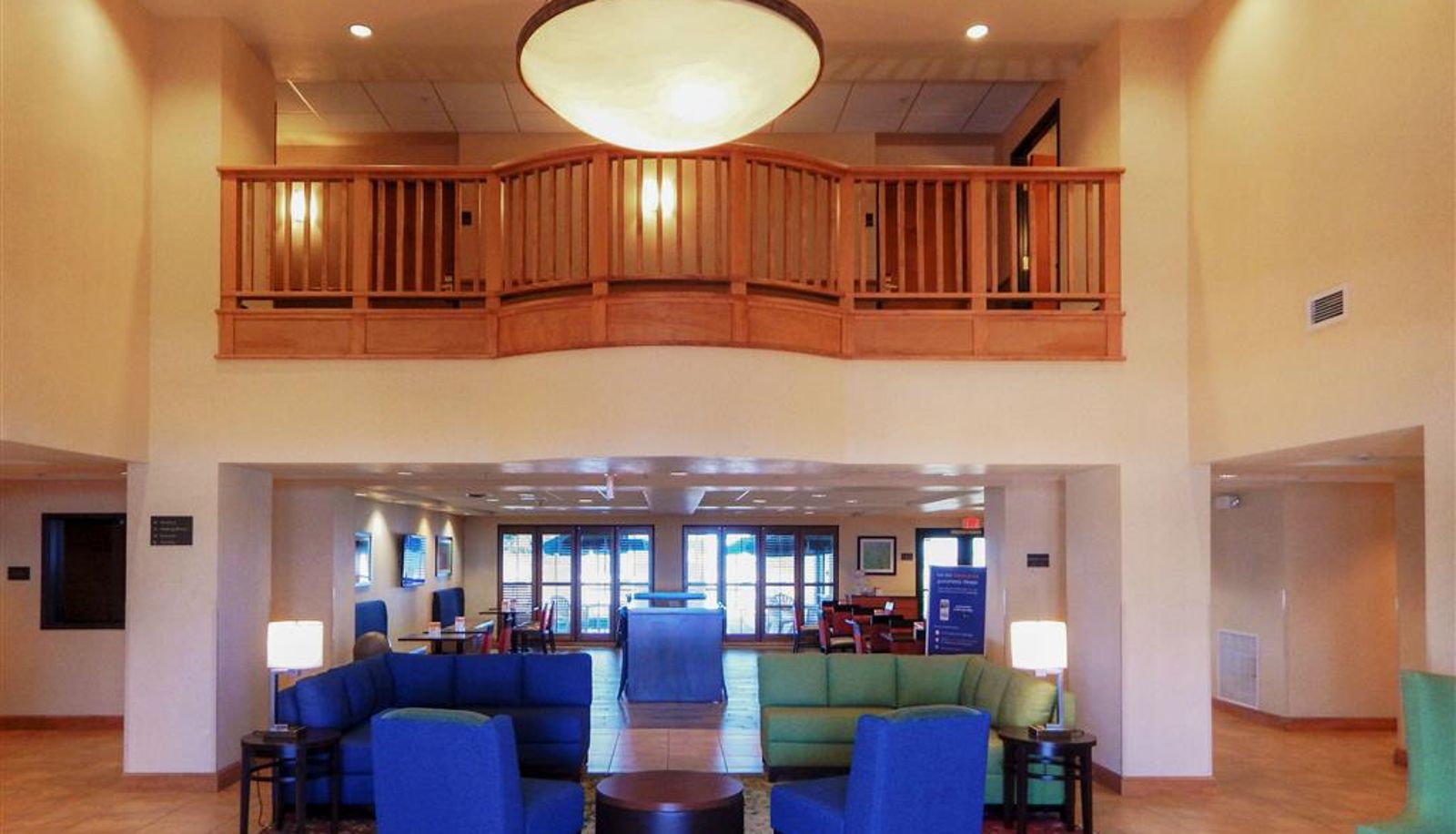 Lobby - Comfort Inn & Suites Sheridan