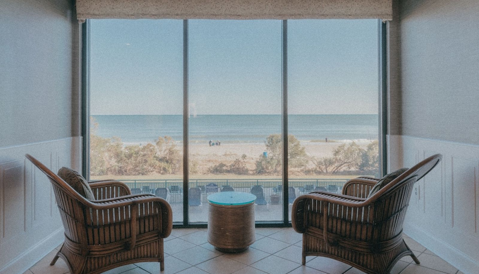 Salón - Sandcastle South Beach