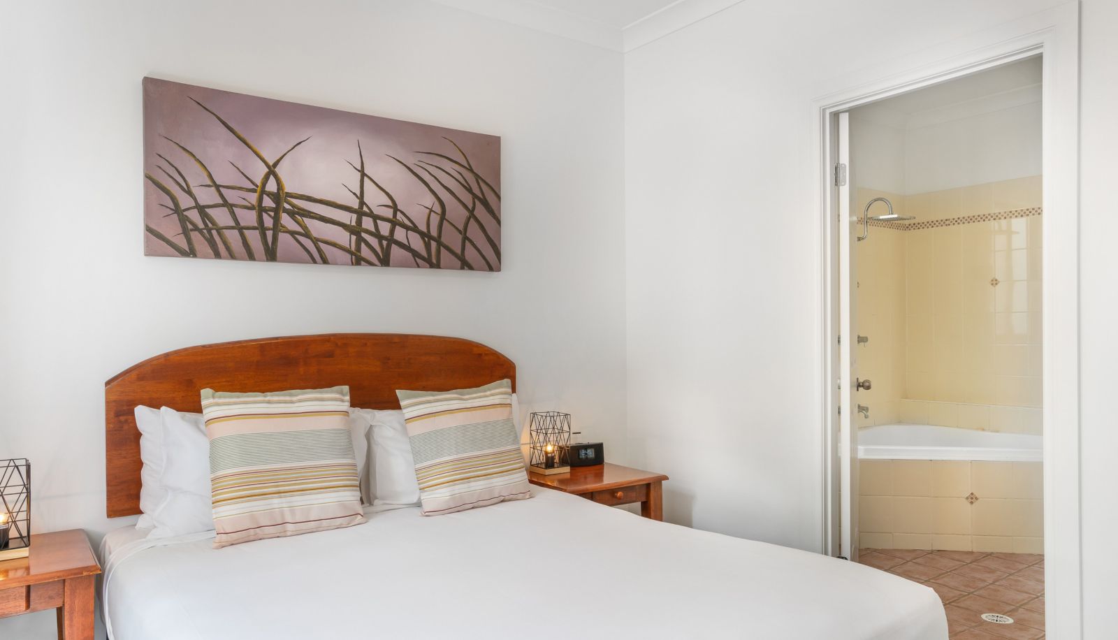 Room - Leisure Inn Pokolbin Hill