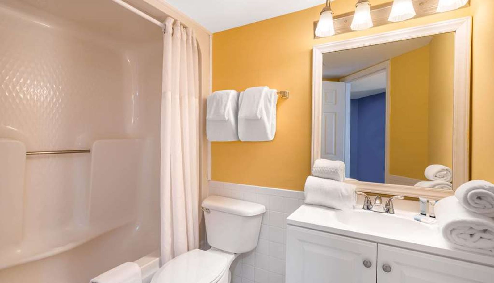 Zimmer - Ocean Club Resort Myrtle Beach a Ramada by Wyndham
