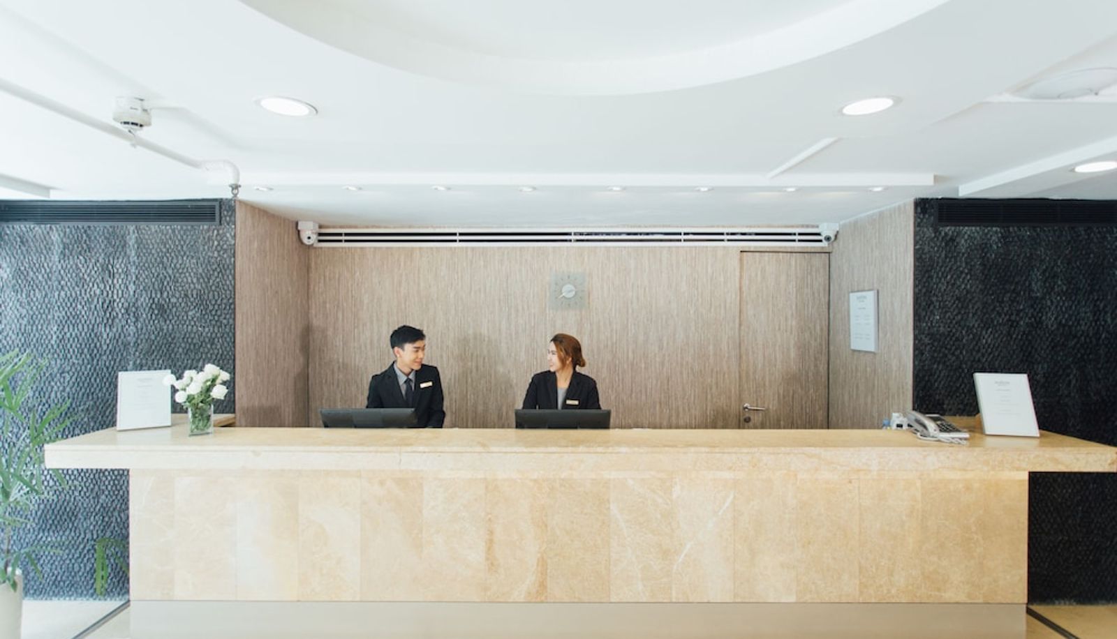 Recepción - Seasons Siam Hotel