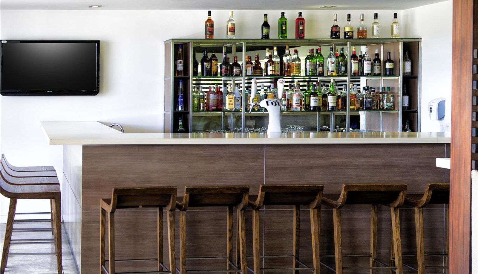 Bar - Novotel Nadi