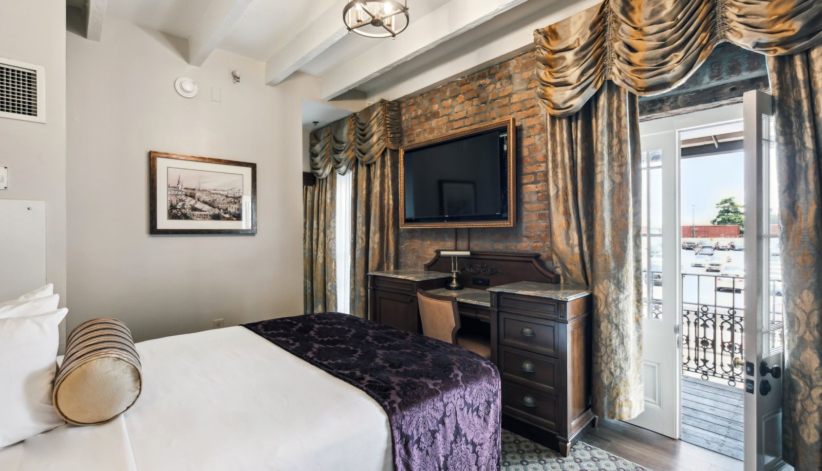 Zimmer - French Market Inn