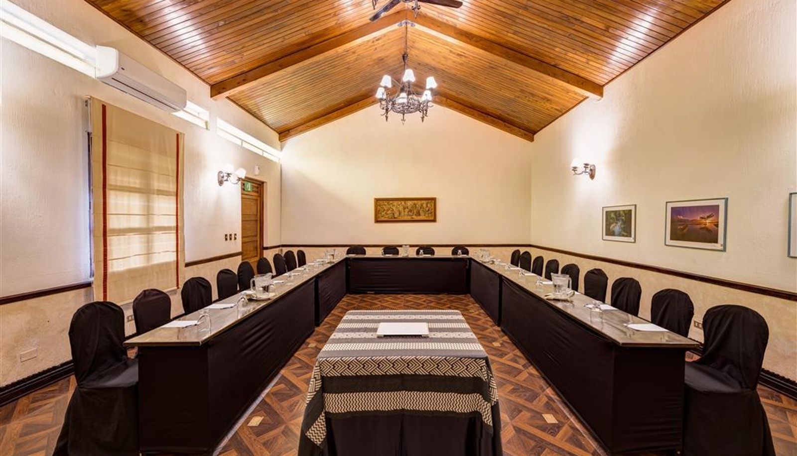 Sala de conferencias - Porta Hotel Antigua and Spa