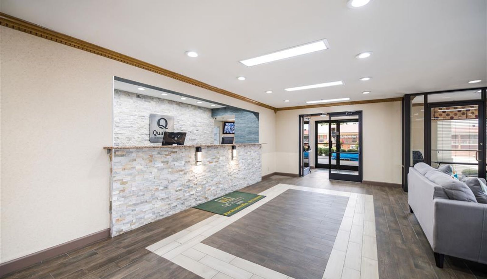 Lobby - Quality Inn Jacksonville near Little Rock Air Force Base