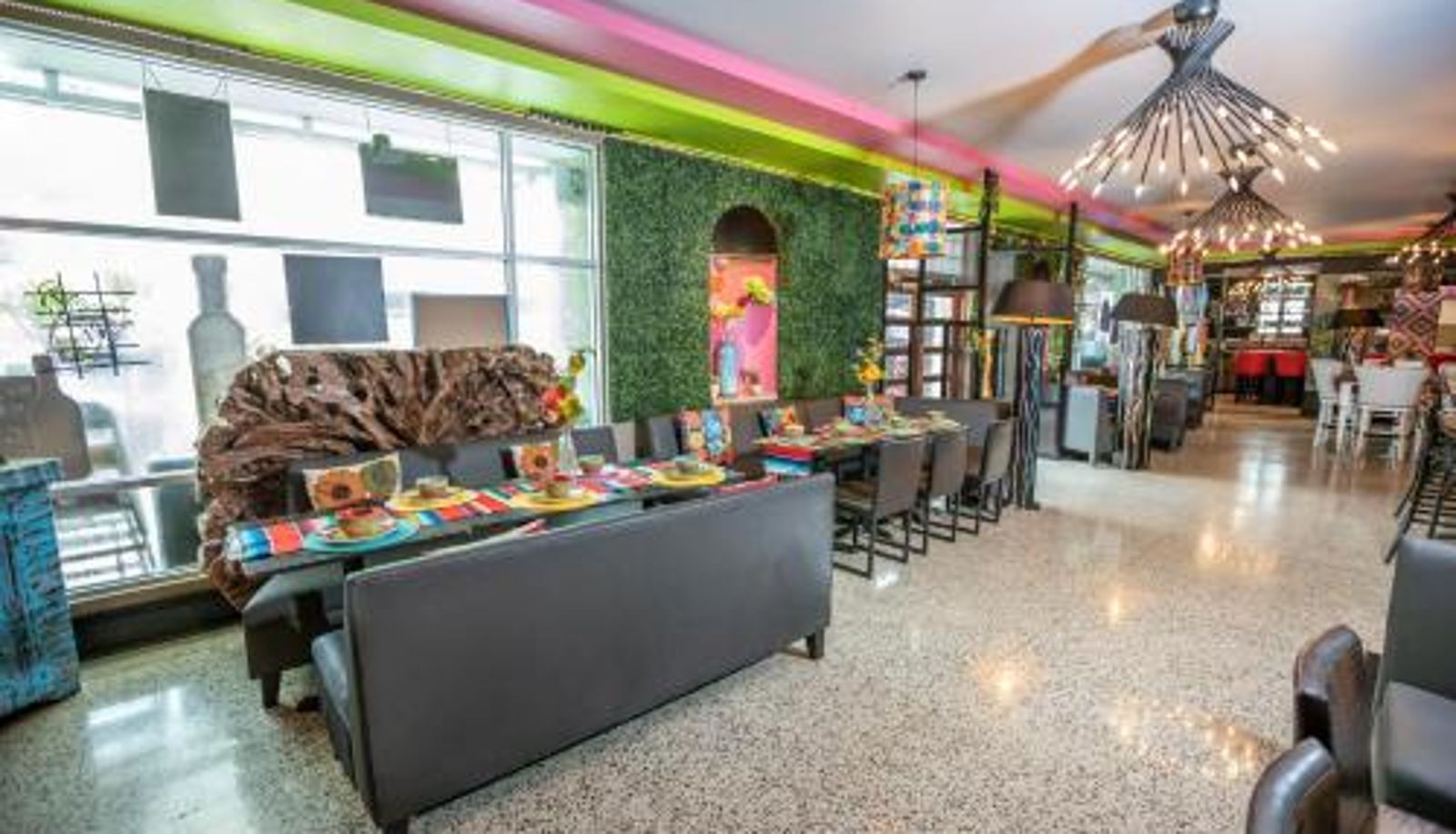 Info - Catalina Hotel & Beach Club