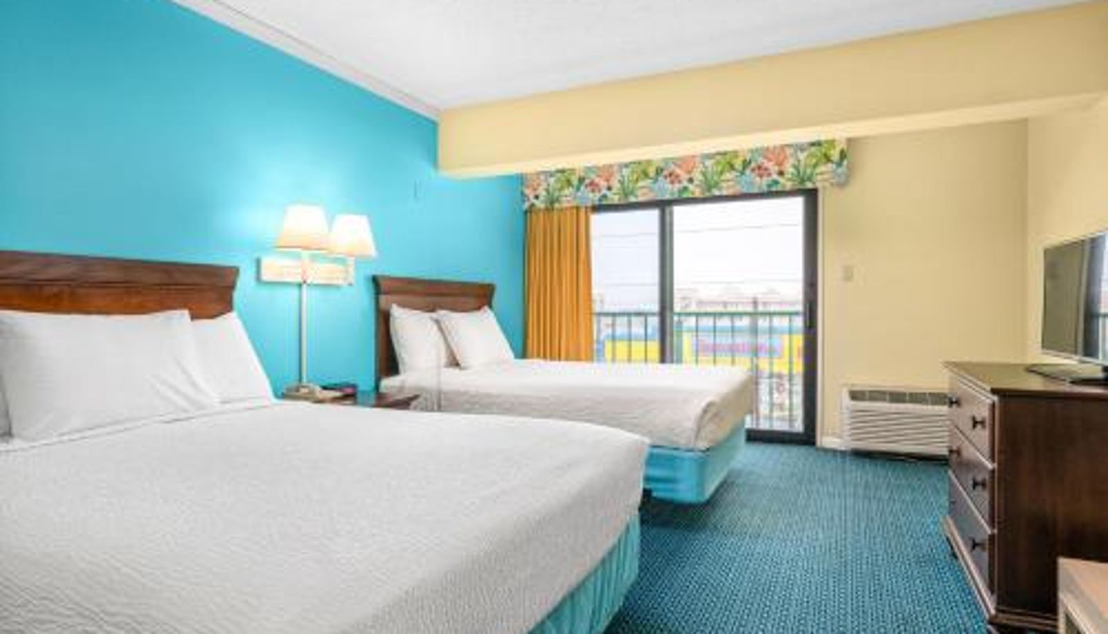 Room - Cayman Suites Hotel