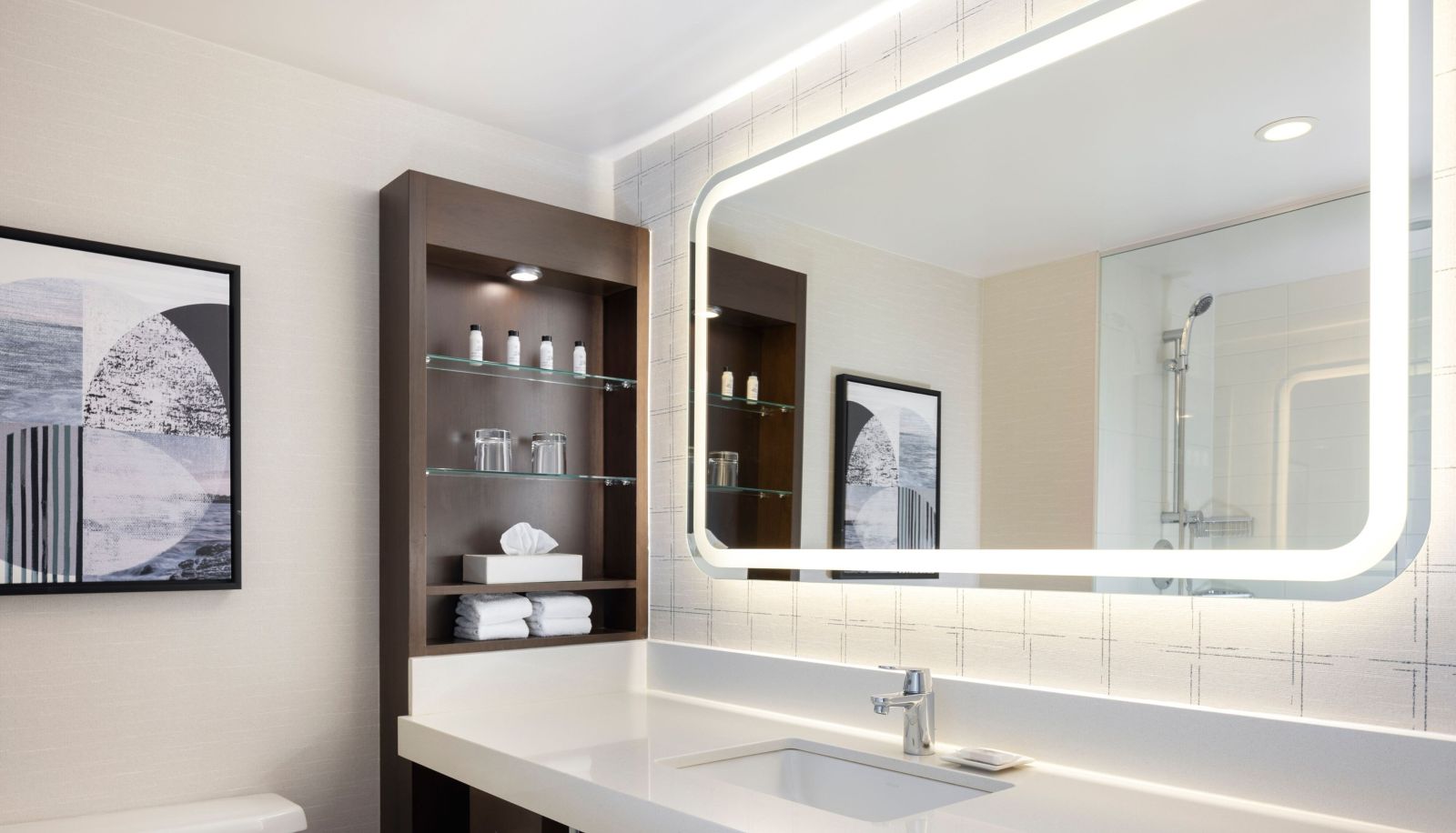 Room - Delta Hotels by Marriott Victoria Ocean Pointe Resort
